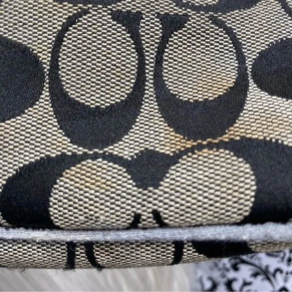 Coach : VINTAGE : Y2K monogram ‘demi’ mini baguette shoulder bag handbag - Picture 10 of 10